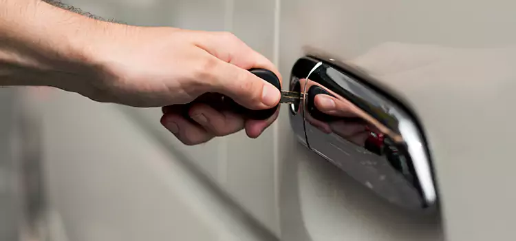 Why Choose Our Auto Locksmith Team in Santa Monica, CA?