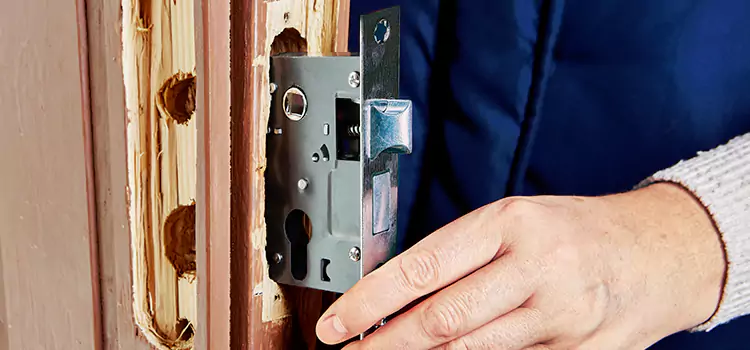 Garage Door Lock Replacement Santa Monica